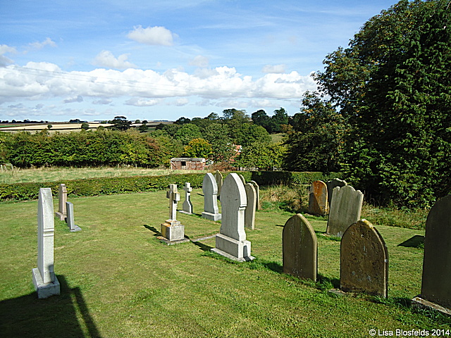 View_north_east_from_the_churchyard014