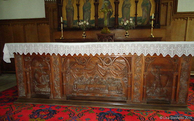 Front_of_the_altar_carved_from_Leonardo_da_Vincis_Last_Supper107