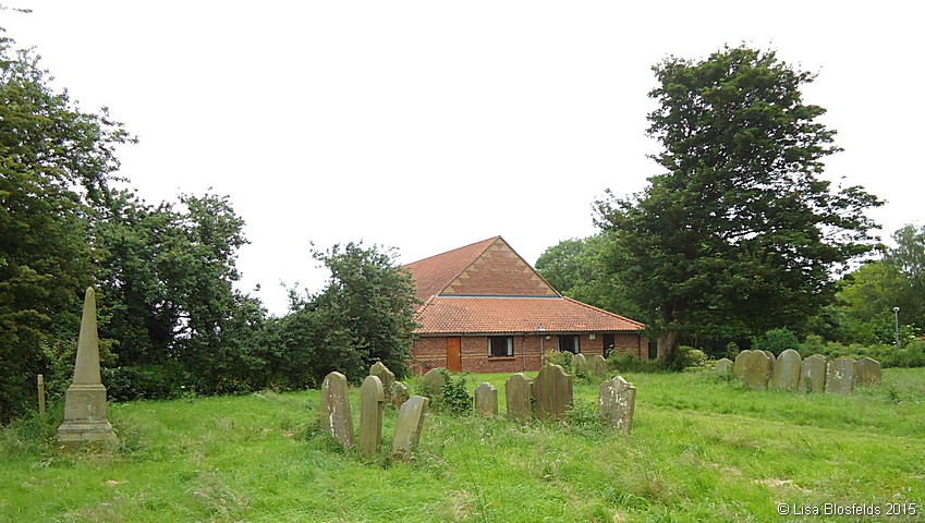 North_side_of_the_churchyard027