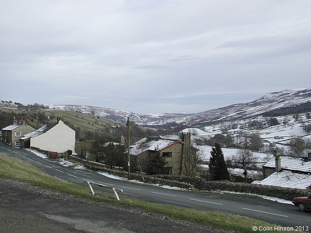 SwaledaleFromMelbecksHolyTrinity077